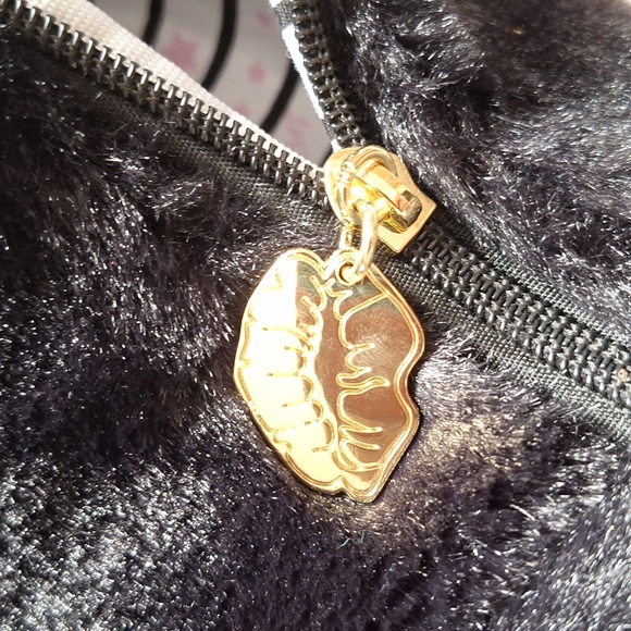 Betsey Johnson Luv black Unicorn Kitty Cat NWOT backpack - Picture 6 of 6